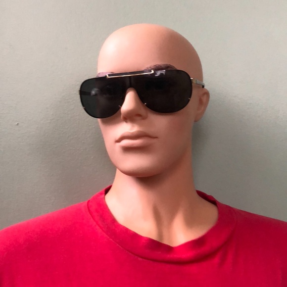 Versace Sunglasses - Picture 2 of 10
